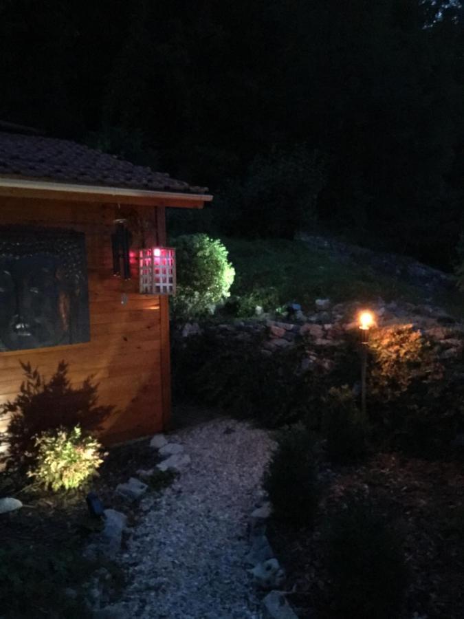 Les Allumettes D'Ecorsaint Exteriör bild