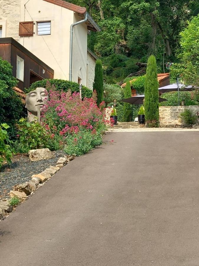 Les Allumettes D'Ecorsaint Exteriör bild