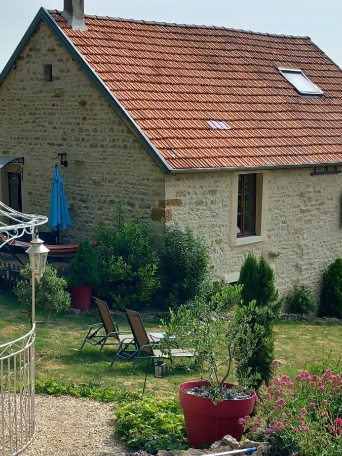 Les Allumettes D'Ecorsaint Exteriör bild